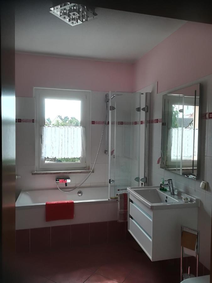 Apartamento Wendler'S Haus Meuselwitz Exterior foto